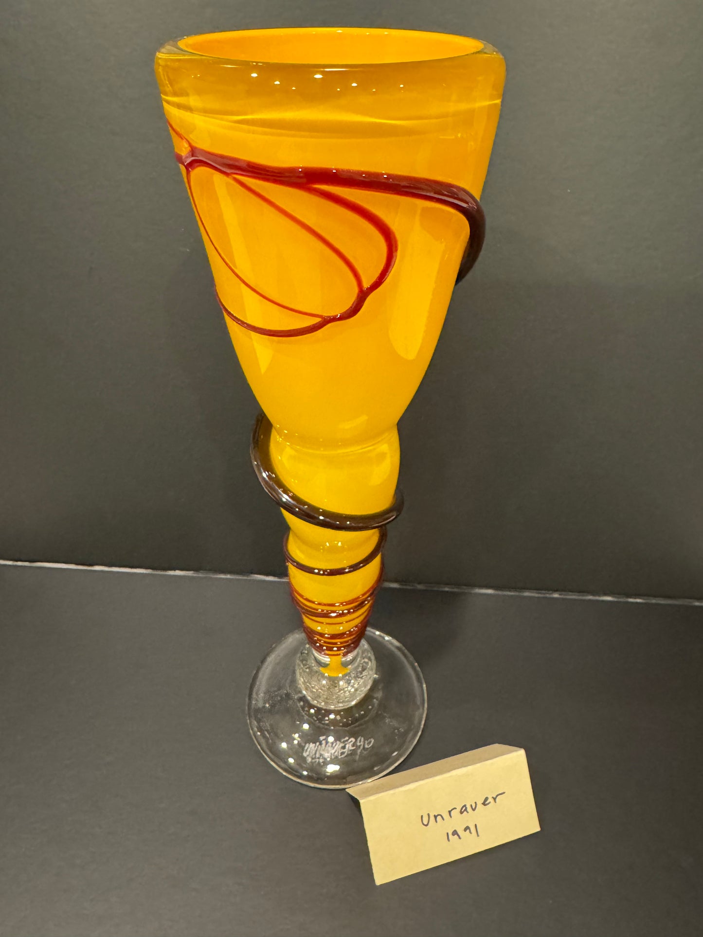 Unraver Art Glass Vase