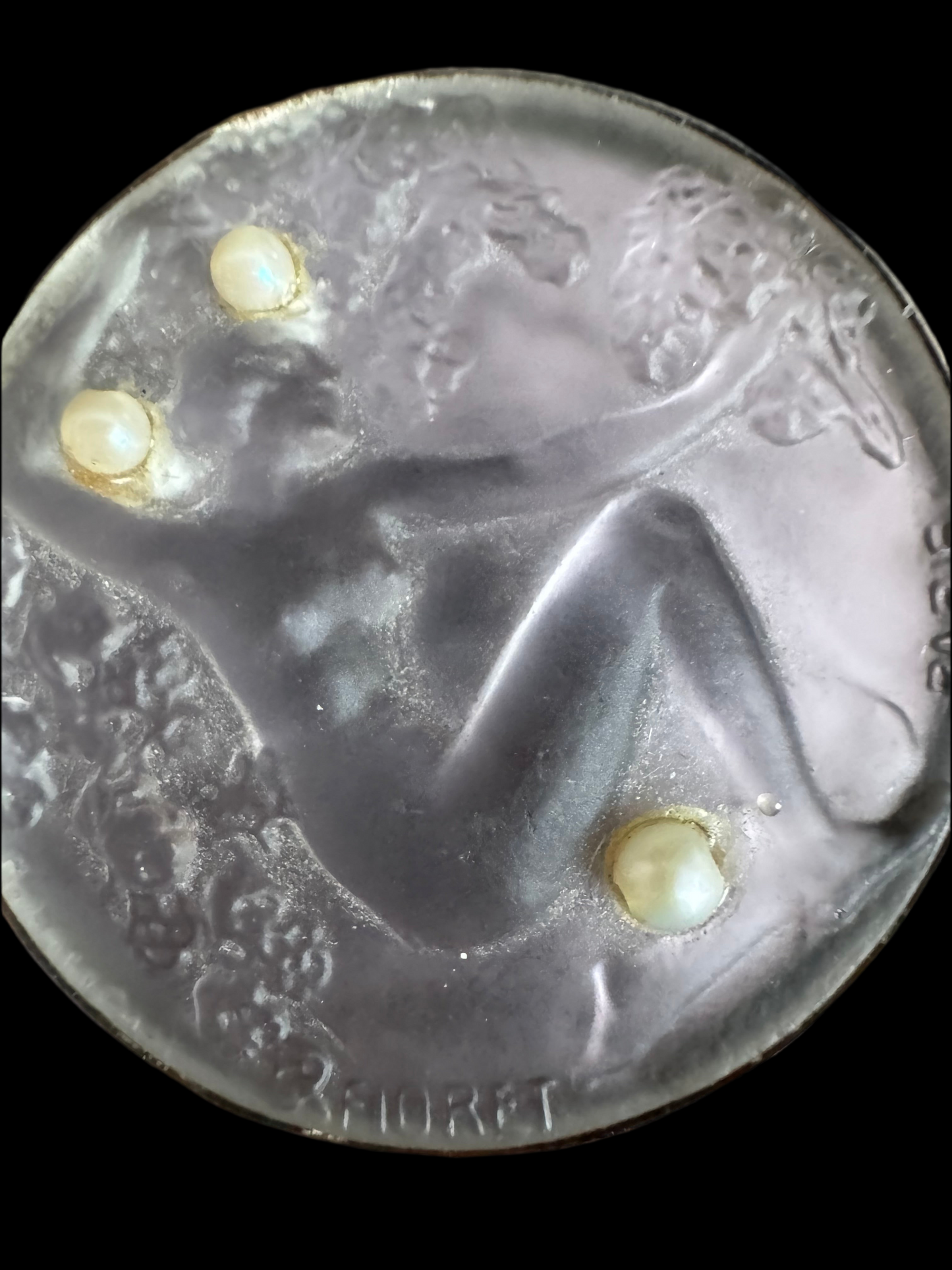 Rene Lalique Chose Promise Fioret Pendant or Cufflink