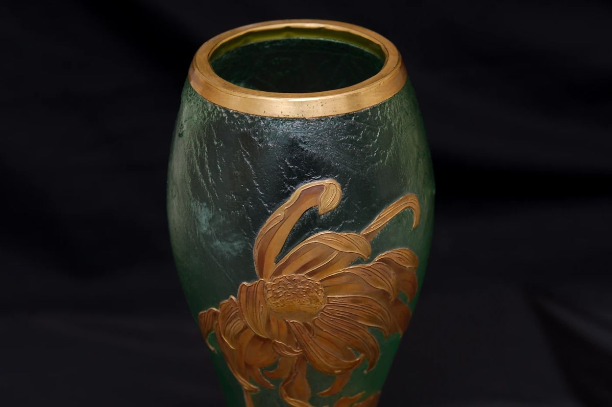 Mont Joye Legras green glass vase