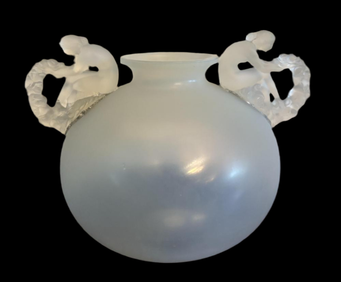 BOUCHARDON, AN R. LALIQUE FROSTED GLASS VASE WITH TWO APPLIED HANDLES