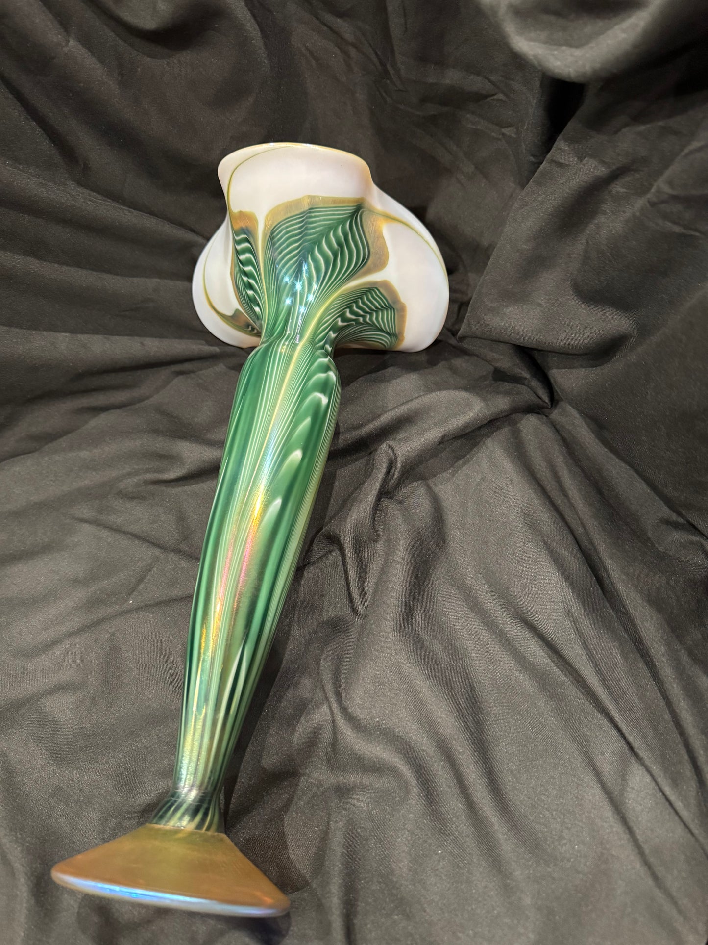 Lundberg Studios Iridescent Art Glass Magnolia Pulled Feather Corset Vase