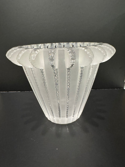 Lalique Royat Vase Pristine