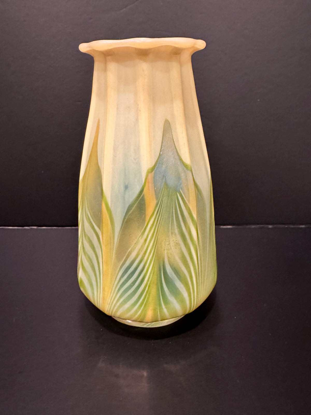 Antique Tiffany Studios Pulled Feather Art Glass Lamp Shade, Signed LCT, Creamy Custard Ground with Green Feathering
