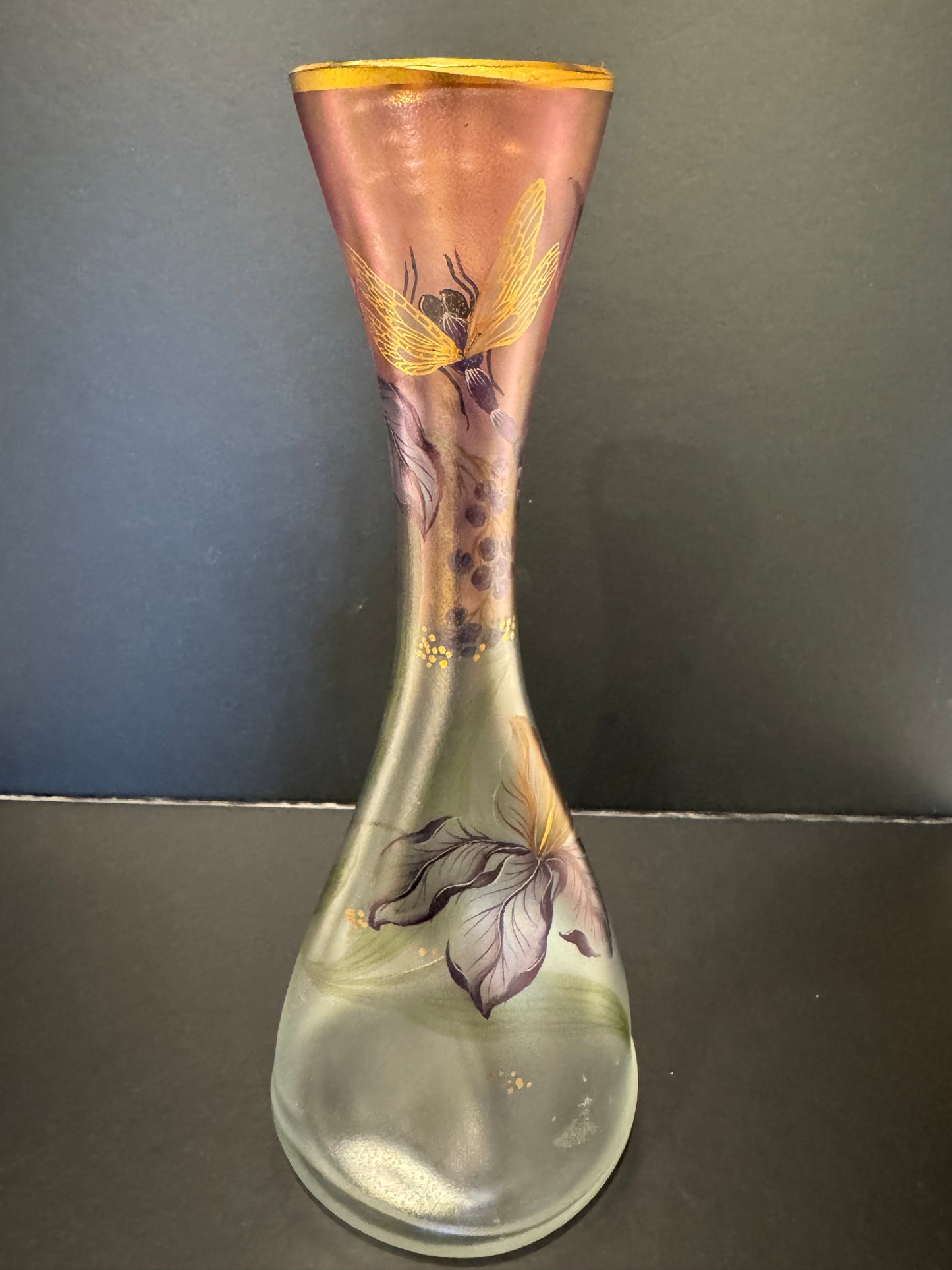 Kisslinger Art Glass - Dragonfly Dream Teardrop Vase