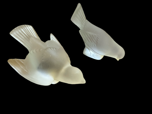 Pair of pristine Lalique Sparrows