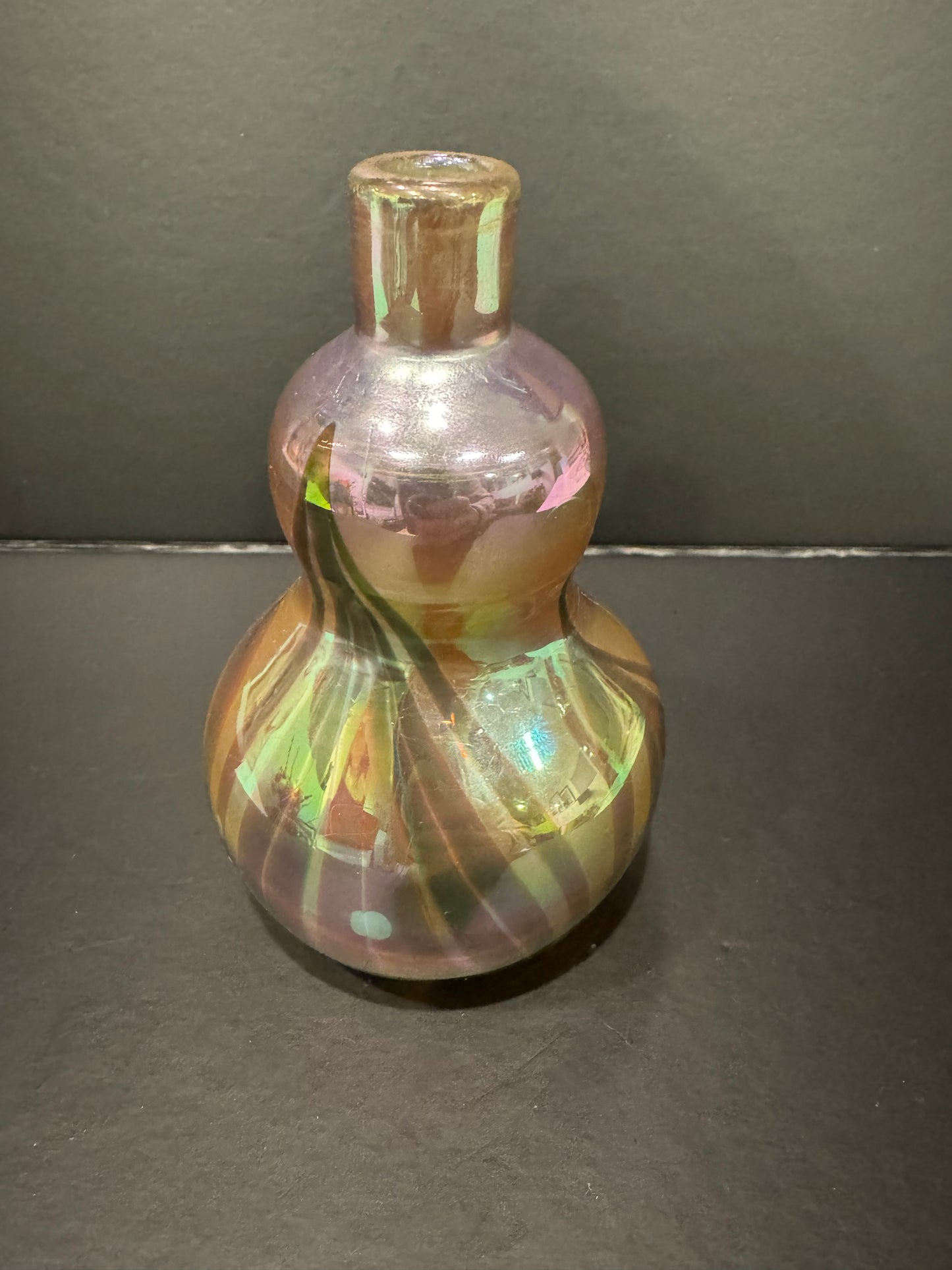 Tiffany Studios Favrile Pulled Feather Reactive Glass Vase, Double-Gourd Form, Circa 1900-1920